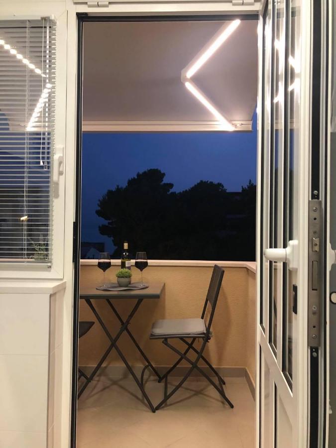 Deluxe apartments Kate Makarska Buitenkant foto