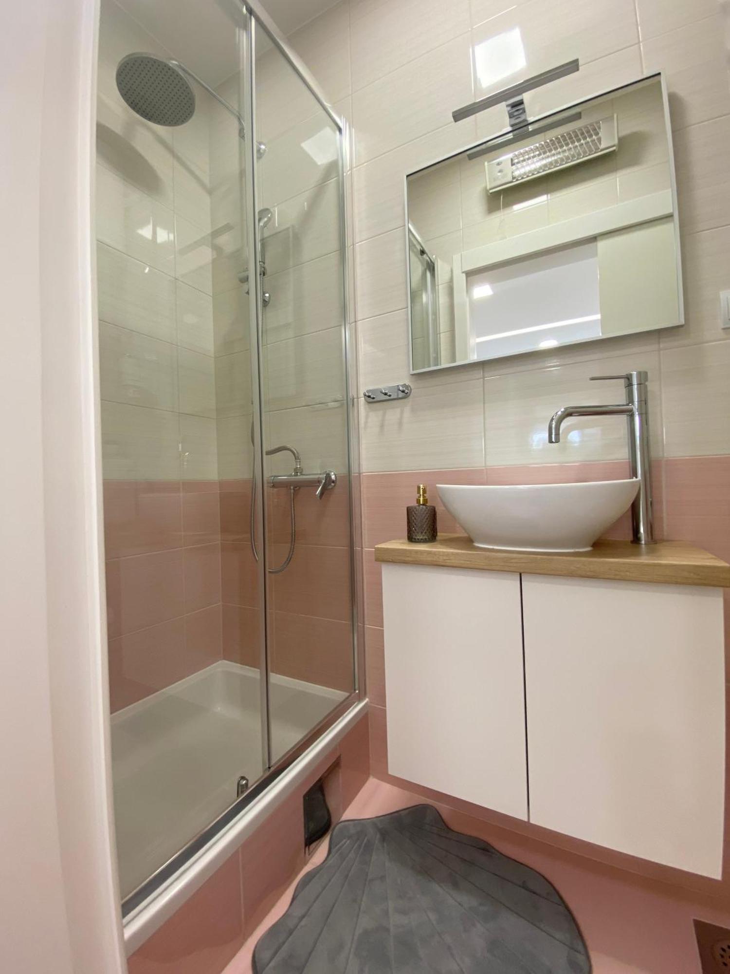 Deluxe apartments Kate Makarska Buitenkant foto