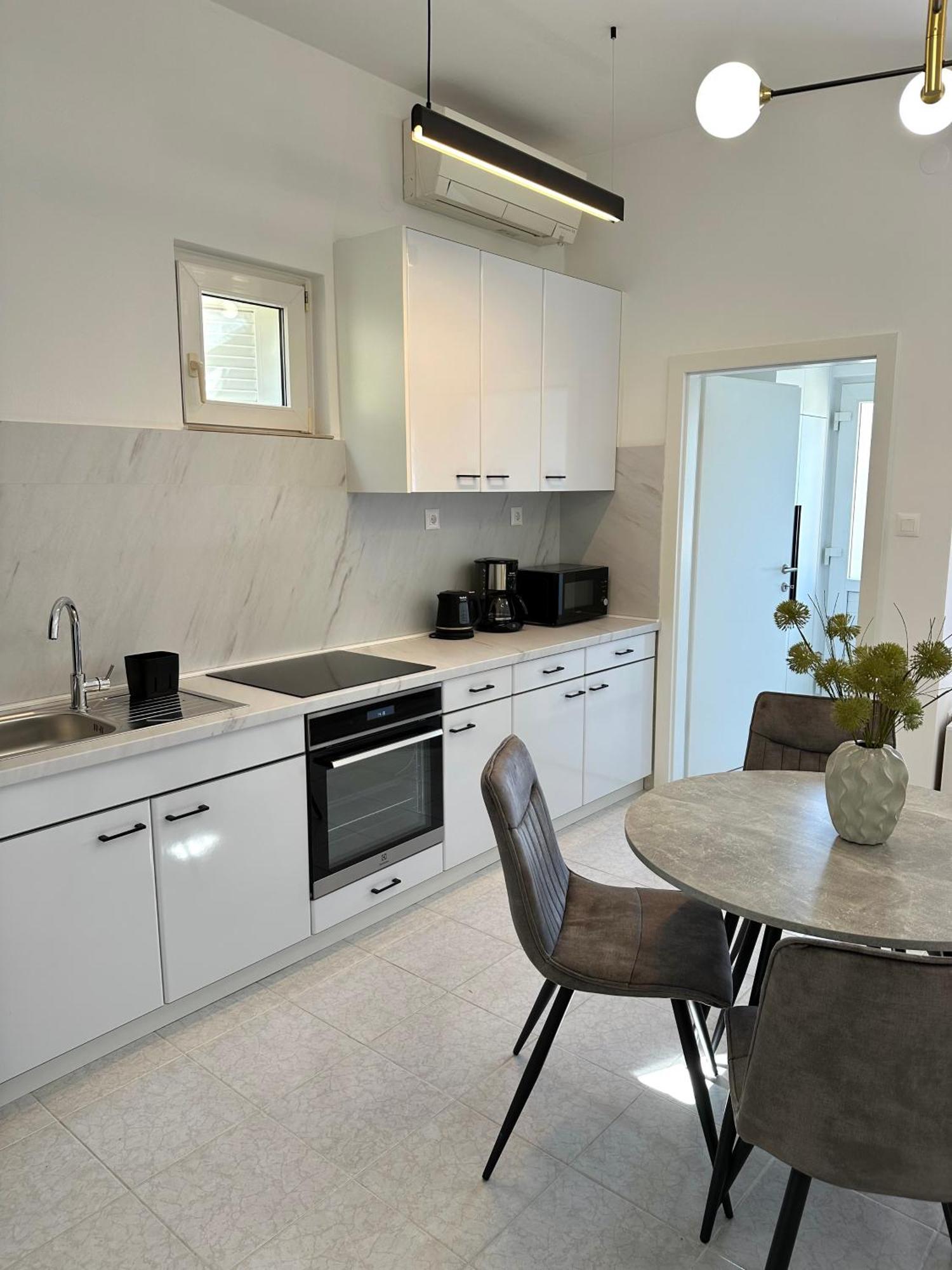 Deluxe apartments Kate Makarska Buitenkant foto