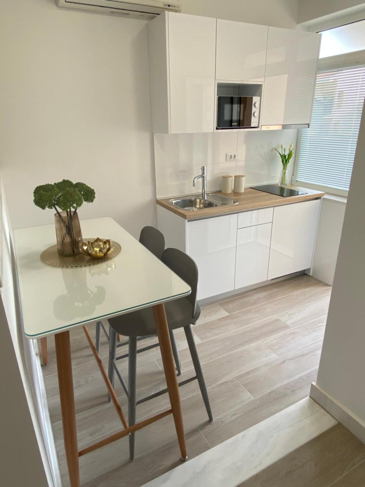 Deluxe apartments Kate Makarska Buitenkant foto