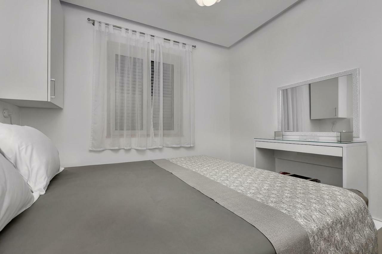 Deluxe apartments Kate Makarska Buitenkant foto