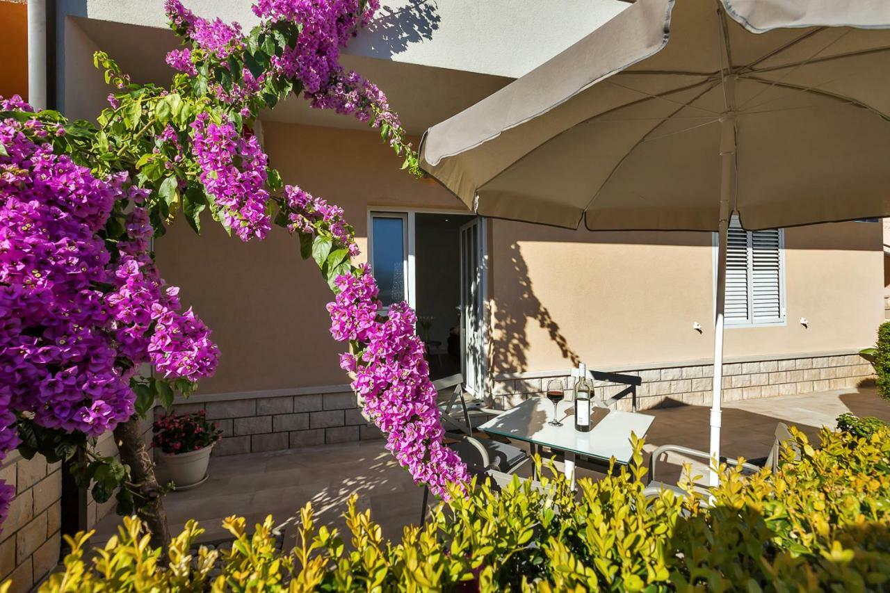 Deluxe apartments Kate Makarska Buitenkant foto