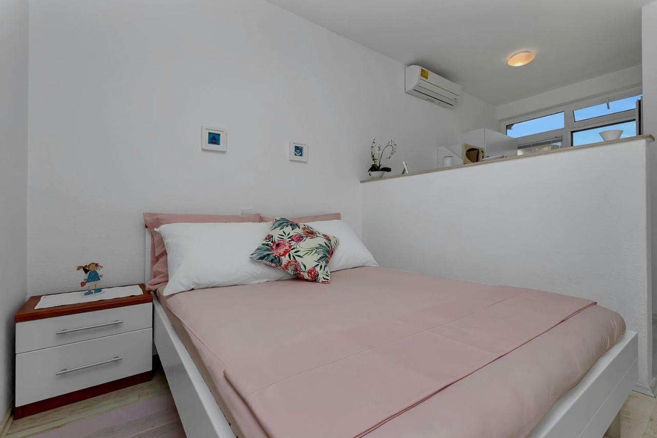 Deluxe apartments Kate Makarska Buitenkant foto